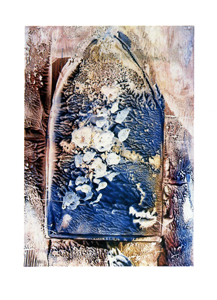 Folded card: WGL135 White Roses on Blue